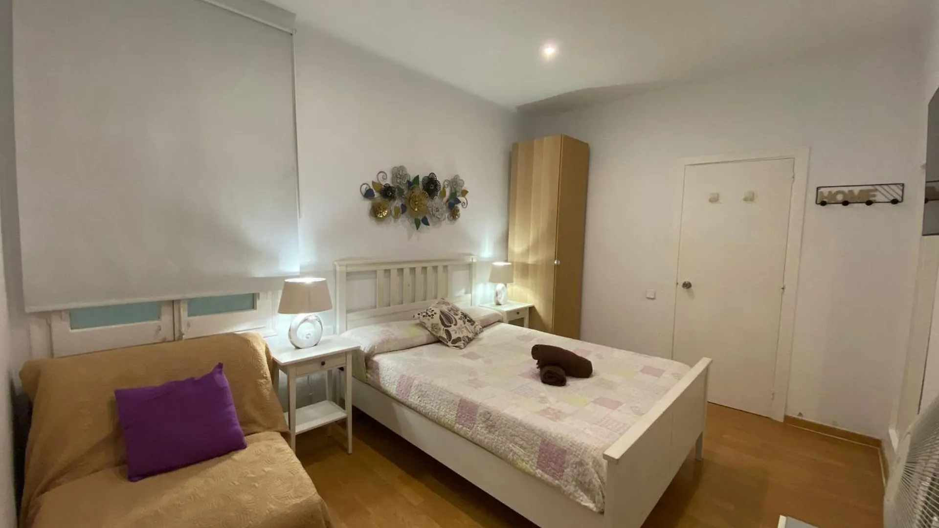 Couette-café Bed and Breakfast Alojamiento Mallorca à Barcelone