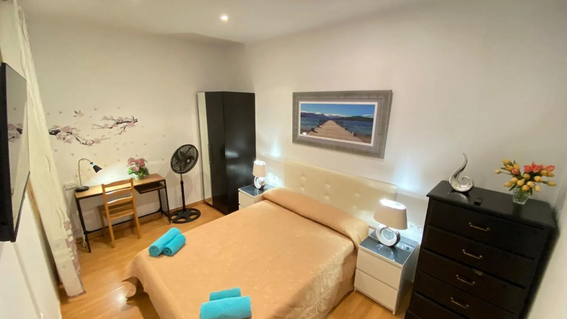Bed and Breakfast Alojamiento Mallorca à Barcelone Couette-café
